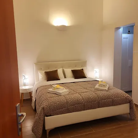 La Perla Di Guest house *