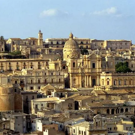 Гостевой дом La Perla Di